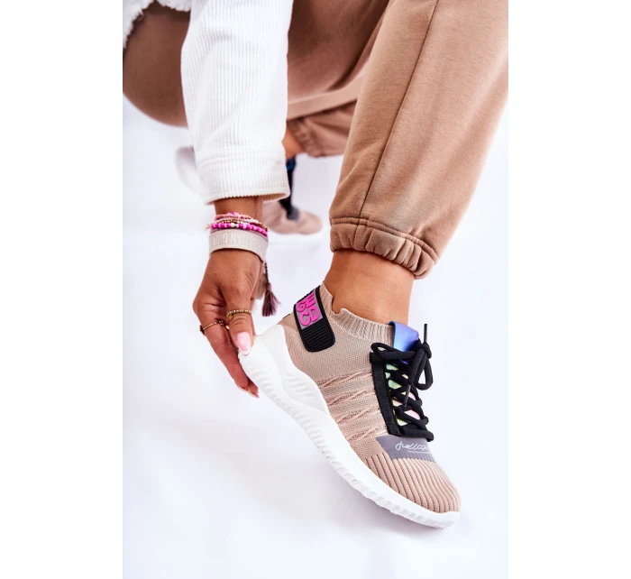 Dámská sportovní obuv nazouvací béžove model 21591032 - Boto