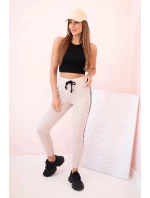 Dámské teplákové kalhoty s lampasem a šňůrkou v pase béžové