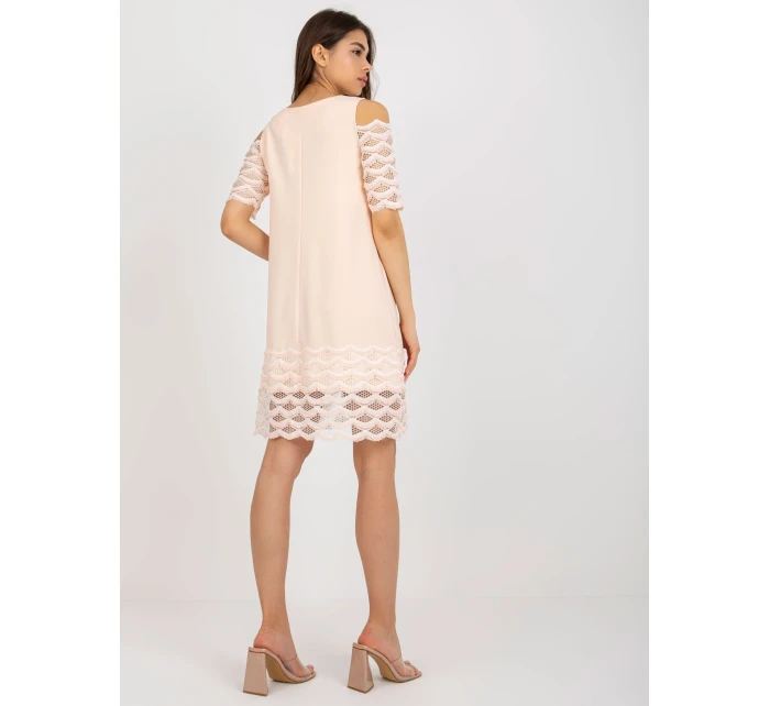 LK SK 506654 šaty.52 broskví