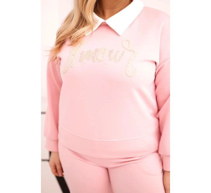 Dámský komplet máslo Plus Size se širokými nohavicemi a límečkem světle růžový