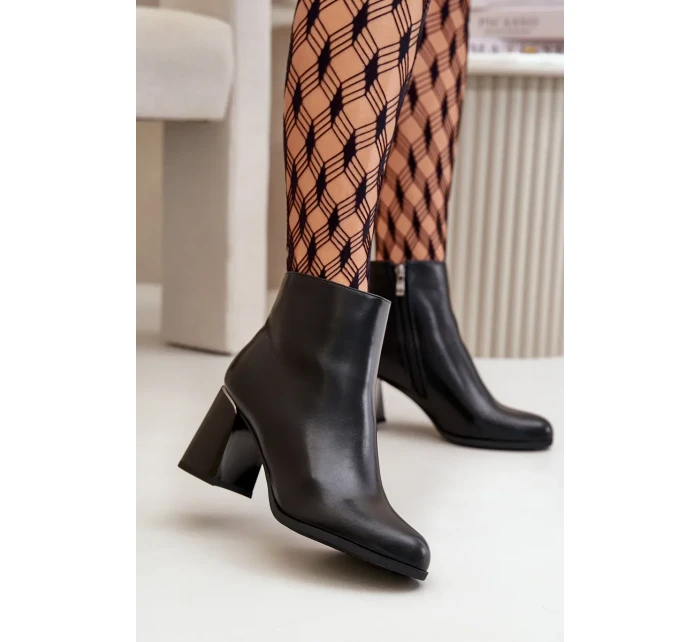Hladké Dámské Kotníkové Boty Na Podpatku Z Eko Semiše Zateplené Černé Milisea Hladké Dámské Kotníkové Boty Na Podpatku Z Eko Semiše Zateplené Černé Milisea