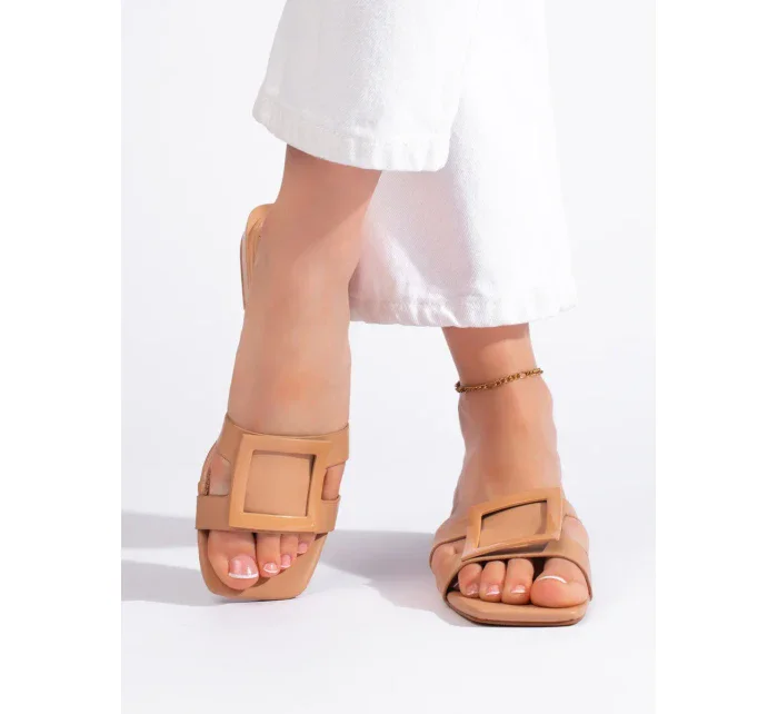 Pohodlné dámské hnědé nazouváky Pohodlné dámské hnědé nazouváky