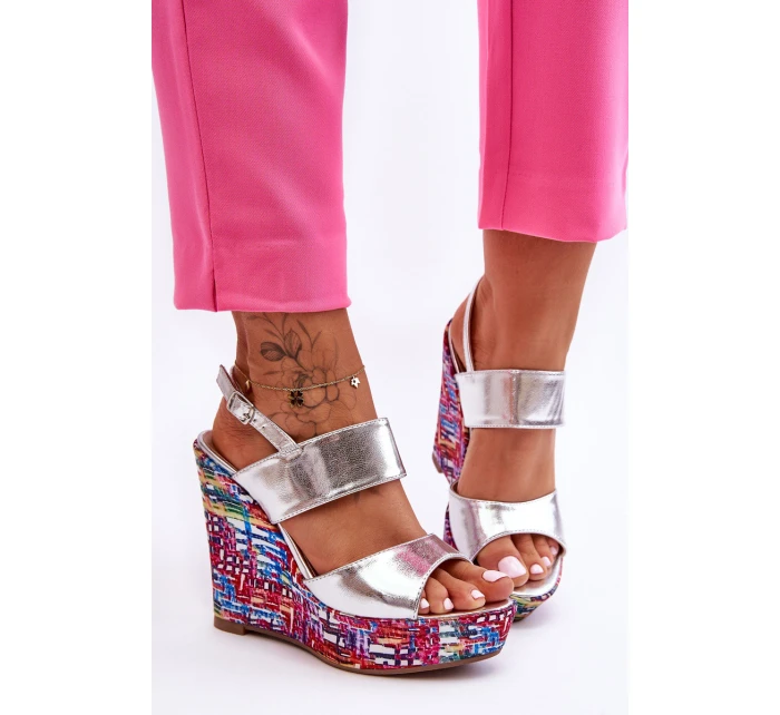 Dámské sandály na klínu stříbrné Calderia Dámské sandály na klínu stříbrné Calderia