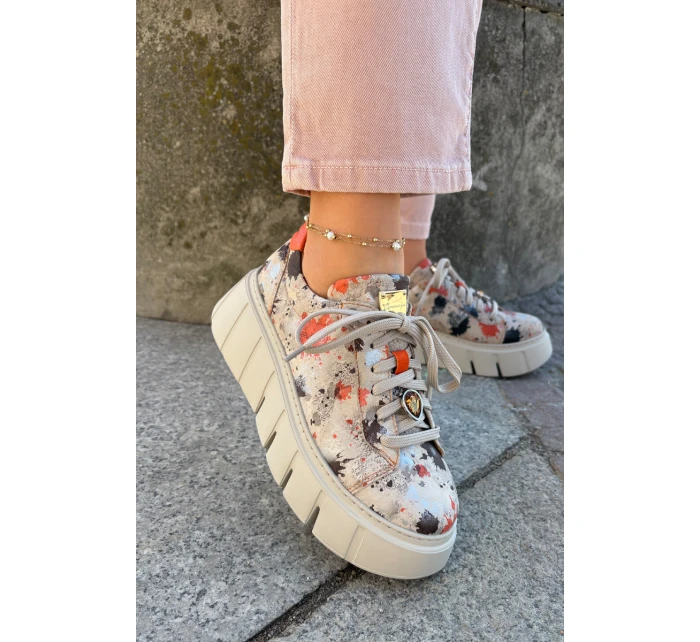 Kožené sneakersy na platformě Maciejka 06891-18 béžové Kožené sneakersy na platformě Maciejka 06891-18 béžové