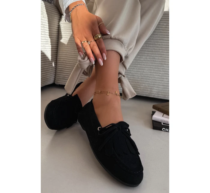 Dámské mokasíny s šněrováním a třásněmi Černé model 21919461 - Boto