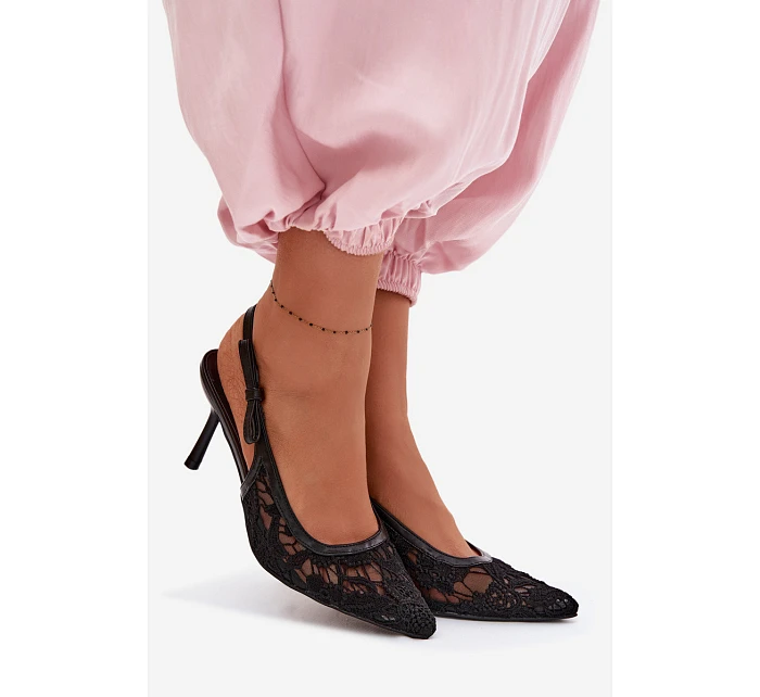 Dámské sandály na podpatku s krajkou Černé model 22103117 - Boto Dámské sandály na podpatku s krajkou Černé model 22103117 - Boto