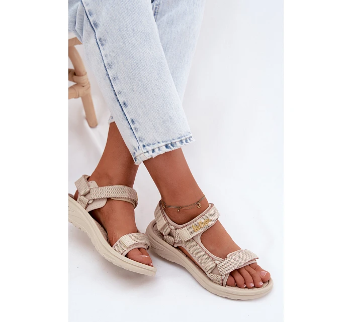 Dámské sandály model 22123009 Béžové - Lee Cooper