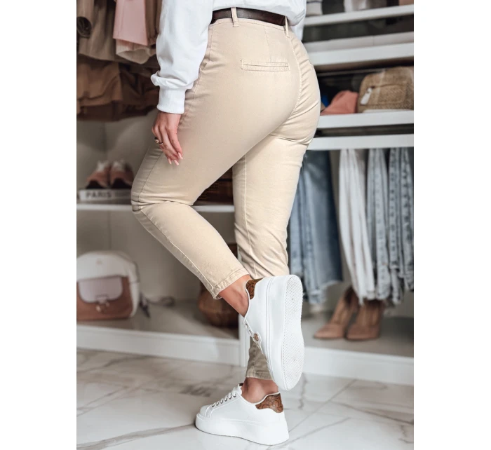 Dámské kalhoty slim fit s páskem LINESKA light beige FashionStreet UY2573 Dámské kalhoty slim fit s páskem LINESKA light beige FashionStreet UY2573