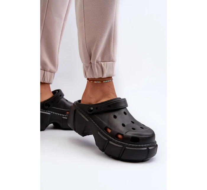 Dámské pěnové pantofle na masivní podrážce černá Witima Dámské pěnové pantofle na masivní podrážce černá Witima