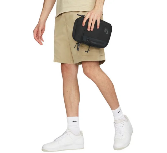 Taška Elemental Premium model 21484880 010 - NIKE Taška Elemental Premium model 21484880 010 - NIKE