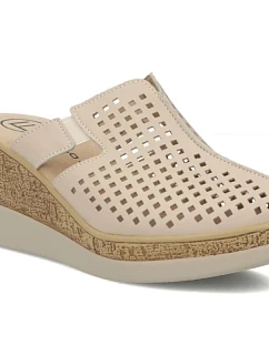 béžové kožené žabky na model 22135952 - FILIPPO