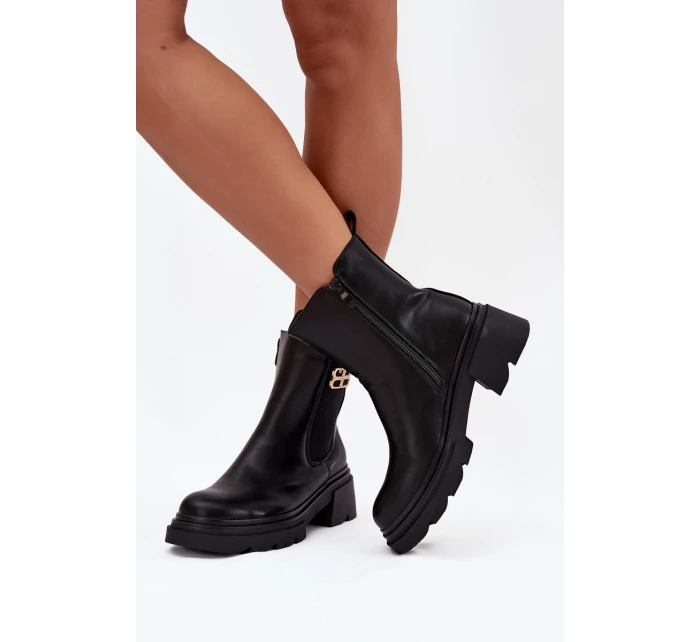 Dámské kotníkové boty se zlatým detailem zateplené černé model 21710118 - Boto