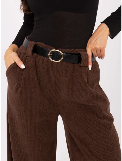 Spodnie IT SP model 21747100 brązowy - FPrice