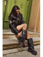 Zateplené nazouvací dámské kozačky na masivní platformě s kapsami Černé model 21710069 - Boto