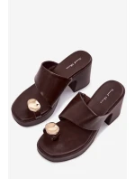 Dámské Pantofle na Podpatku se Zlatým Detalem Čokoládové model 22037693 - Boto