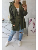 Zateplená bunda s vázáním v pase khaki barvy Zateplená bunda s vázáním v pase khaki barvy