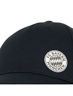 Adidas FC Bayern Munich Essentials baseballová čepice černá IA2335 Adidas FC Bayern Munich Essentials baseballová čepice černá IA2335