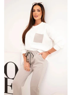 Dámský komplet máslový s kontrastní kapsou tmavě béžový