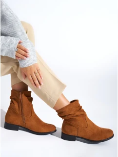 Originální dámské hnědé kotníčkové boty na plochém podpatku