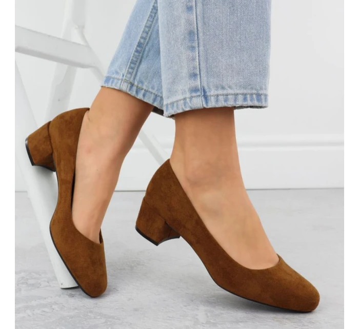 Velbloudí semišové lodičky na klínku Sergio Leone PB291 Velbloudí semišové lodičky na klínku Sergio Leone PB291