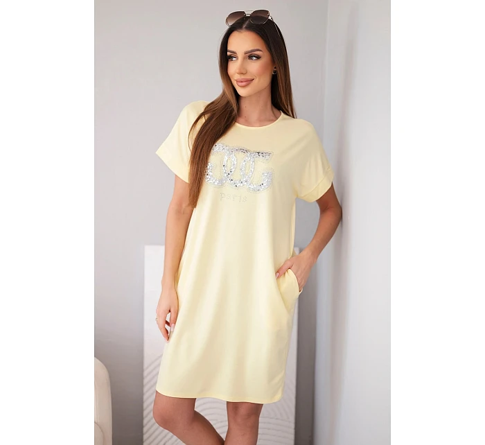 Dámské viskózové šaty s krátkým rukávem a ozdobným potiskem žlutá