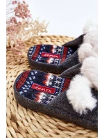 Dětské pantofle na tlusté podrážce se šedým medvídkem model 21641406 - Boto Dětské pantofle na tlusté podrážce se šedým medvídkem model 21641406 - Boto