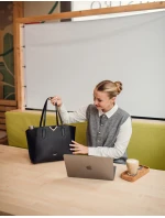 Velká kabelka VUCH Eirene Black Velká kabelka VUCH Eirene Black