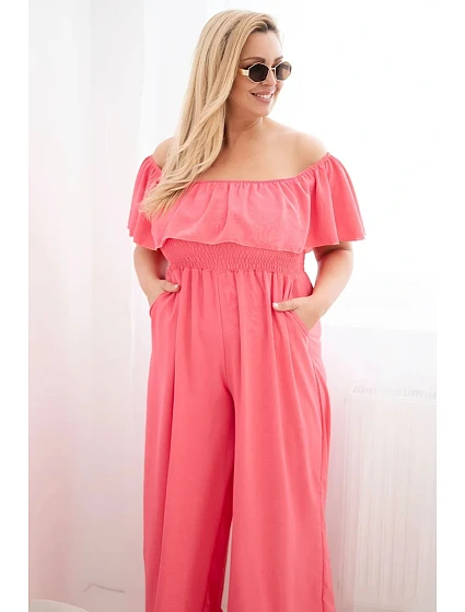 Dámský overal Plus Size s volánem a krátkým rukávem růžový Dámský overal Plus Size s volánem a krátkým rukávem růžový