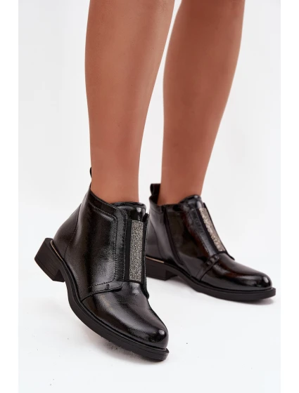 Lakované zateplené dámské kotníkové boty na nízkém podpatku model 21713544 Černé - S.Barski