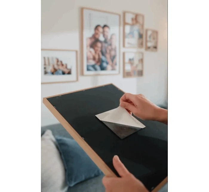 Personalizovaný magický fotoobraz v rámu - 50x70- květinové ohraničení Personalizovaný magický fotoobraz v rámu - 50x70- květinové ohraničení