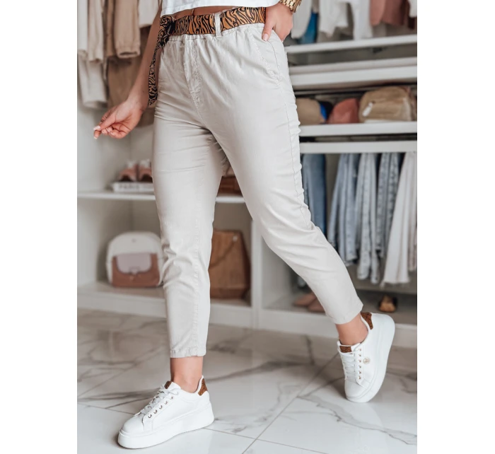 Dámské kalhoty s páskem MADELINA light beige FashionStreet UY2623 Dámské kalhoty s páskem MADELINA light beige FashionStreet UY2623