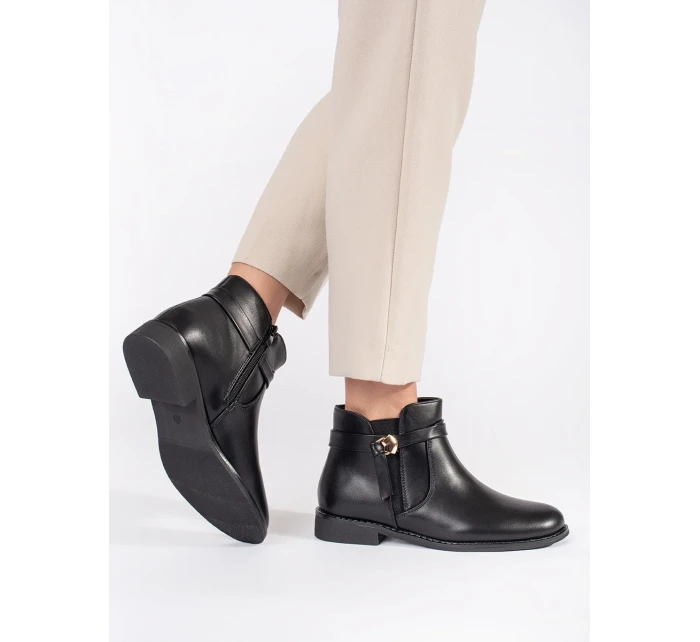 Trendy dámské kotníčkové boty na širokém podpatku Trendy dámské kotníčkové boty na širokém podpatku