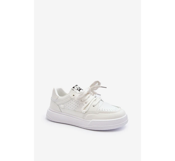 Dámské tenisky z ekokože bílé model 21648820 - Boto