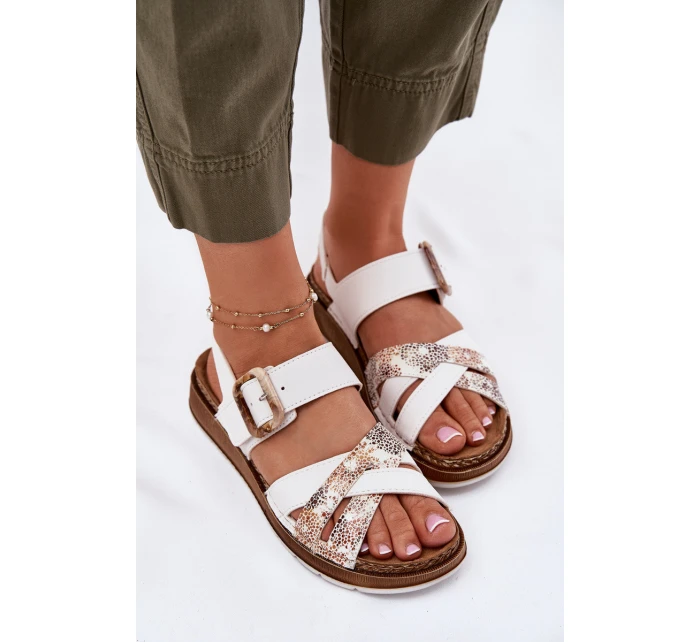 Dámské Sandály S Přezkou model 21697903 Bílé - Inblu