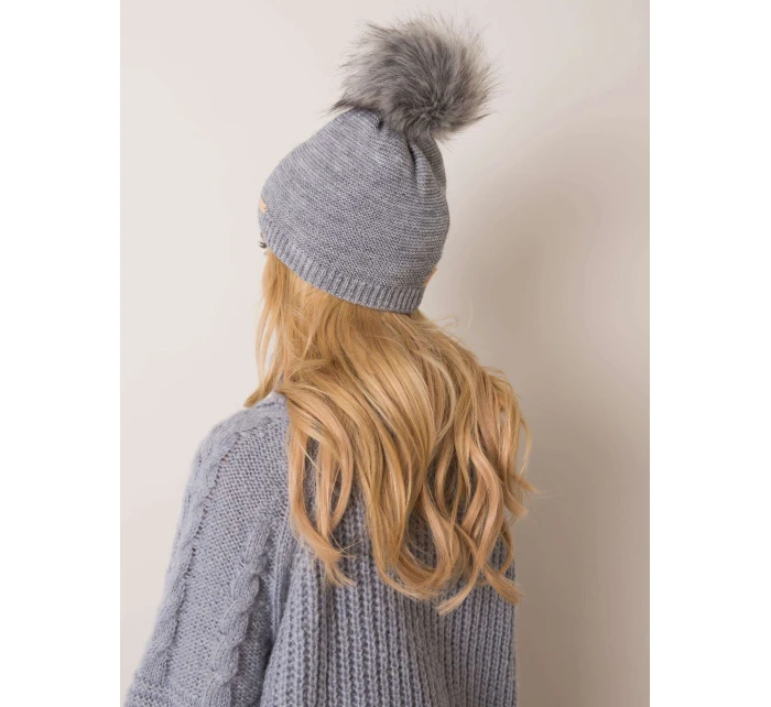 Dámská čepice.69 šedá