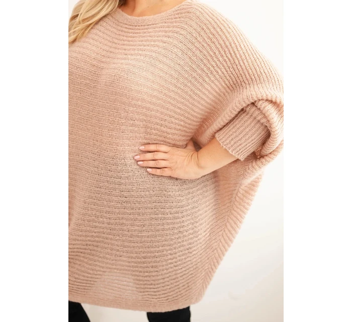 Svetr dámský Plus Size s model 21798605 pončo pudrově růžový - K-Fashion Svetr dámský Plus Size s model 21798605 pončo pudrově růžový - K-Fashion