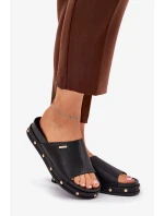 Dámské pantofle na platformě s cvočky Big Star – černé Dámské pantofle na platformě s cvočky Big Star – černé