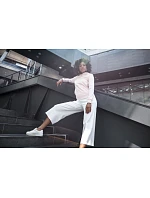 Build your Brand BY 026 Dámská mikina s kapucí 56.0026 white Build your Brand BY 026 Dámská mikina s kapucí 56.0026 white