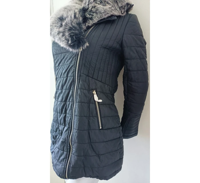 Dámská zimní bunda s kožíškem LD-5520 černá - Goodlooking