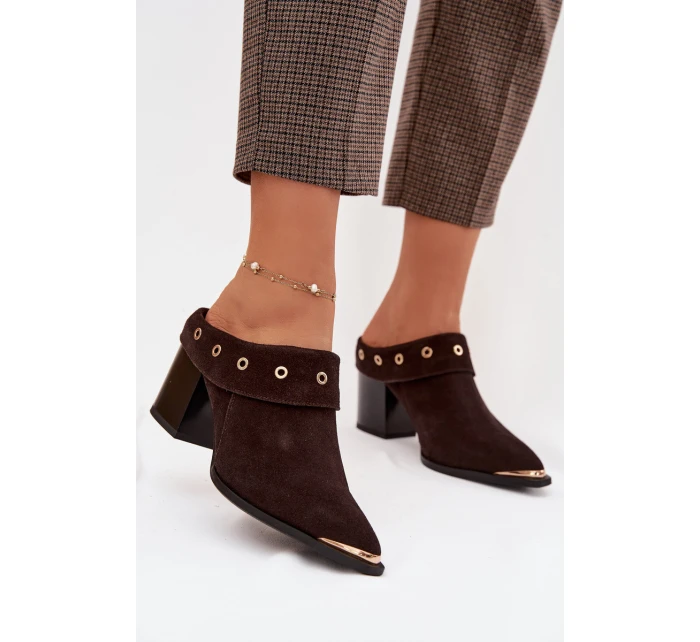 Semišové dámské sandály na podpatku D&A model 22031840 čokoládové - S.Barski