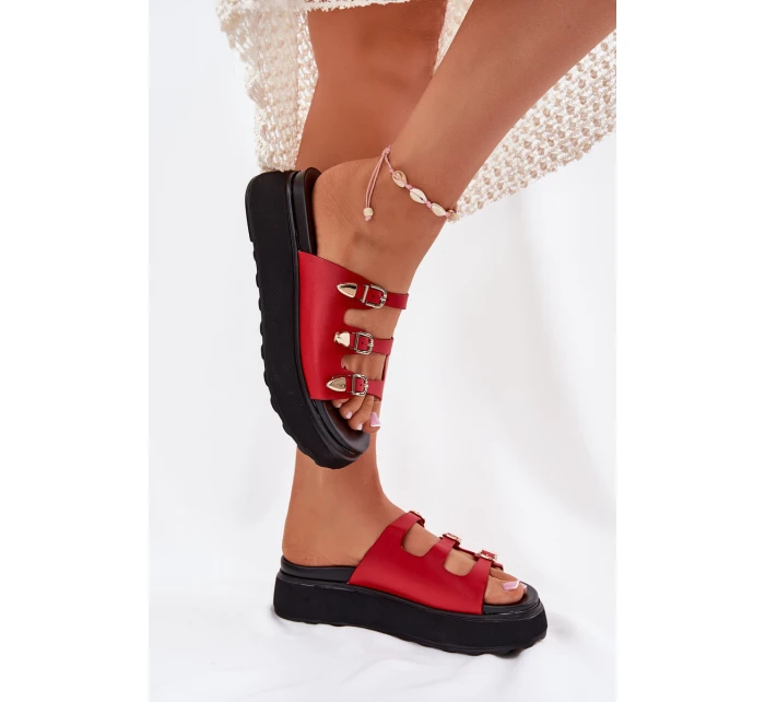 Dámské Klapky Na Platformě S Pásky Červené model 21698711 - Boto