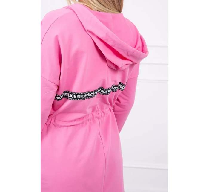 Delší zadní plášť světle růžový Delší zadní plášť světle růžový