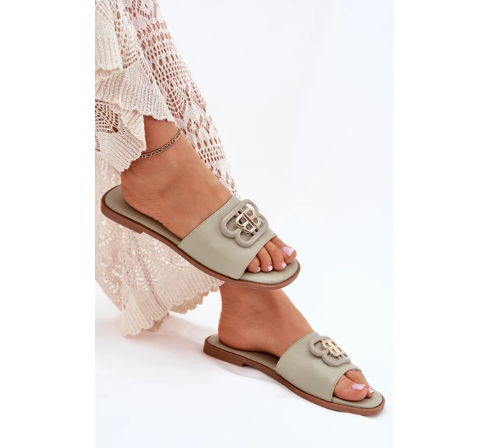 Ploché Dámské Pantofle S Ozdobným Detalem Zelené model 21699585 - Boto Ploché Dámské Pantofle S Ozdobným Detalem Zelené model 21699585 - Boto