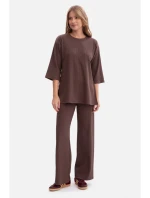 B301 Žebrovaný pletený top - hnědý