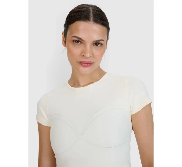 Dámské rychleschnoucí tričko na jógu a model 21815467 - 4F Dámské rychleschnoucí tričko na jógu a model 21815467 - 4F