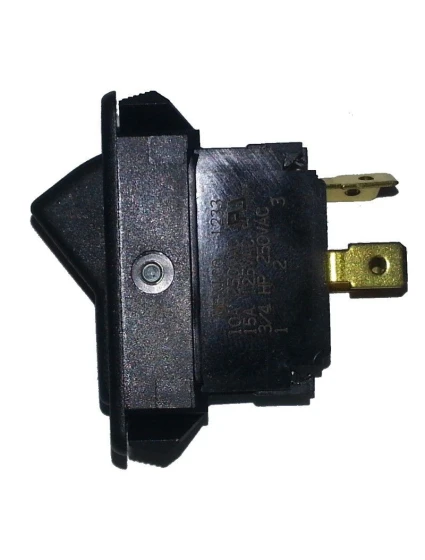 Černý spínač Blademaster Černý spínač Blademaster