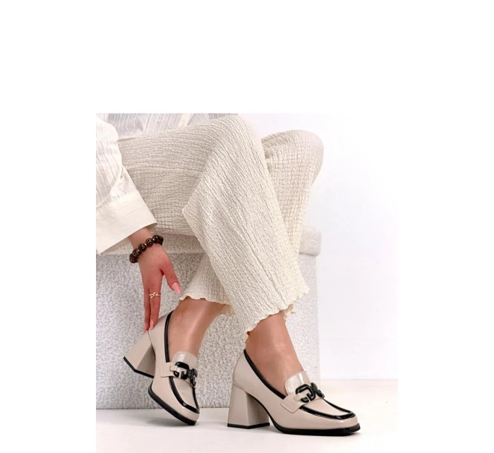 Lodičky na podpatku model 224588 Solea Lodičky na podpatku model 224588 Solea