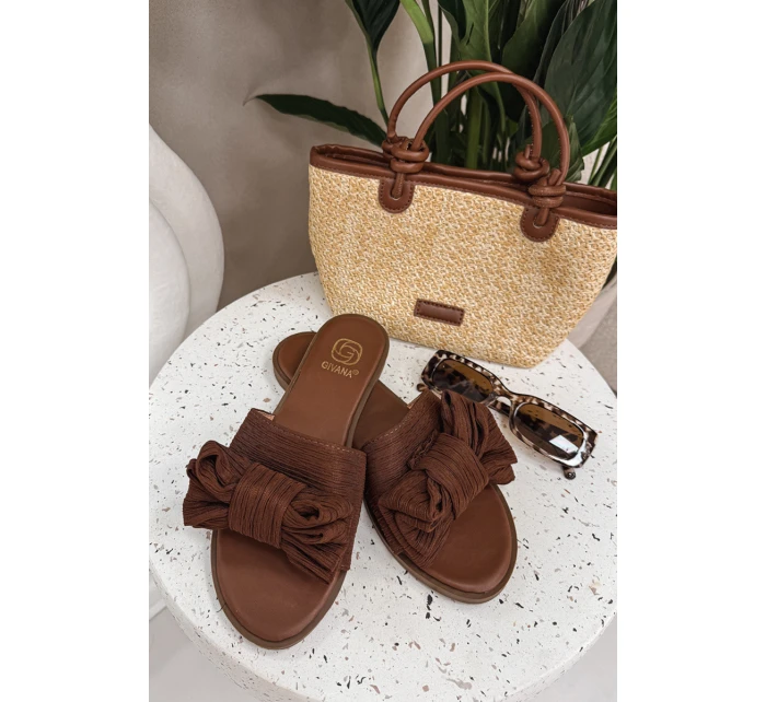 Dámské ploché sandály s mašlí Hnědé model 21937432 - Boto