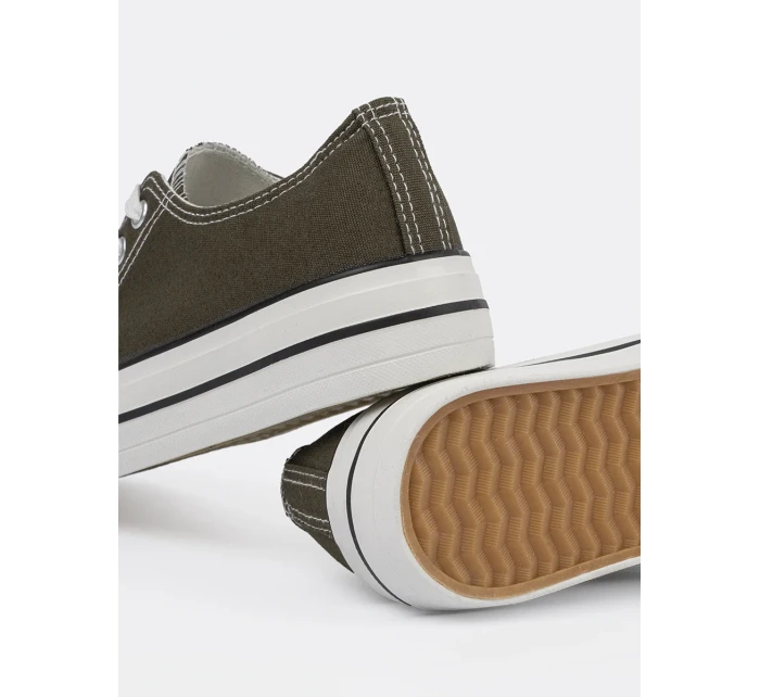 Klasické dámské tenisky bez podpatku Klasické dámské tenisky bez podpatku