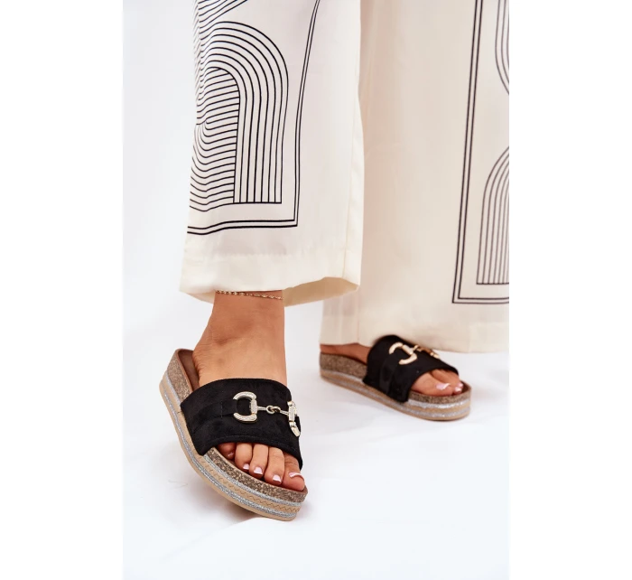 Dámské Klapky Na Platformě Se Zlatou Dekorací A Leskem Černé Morisela